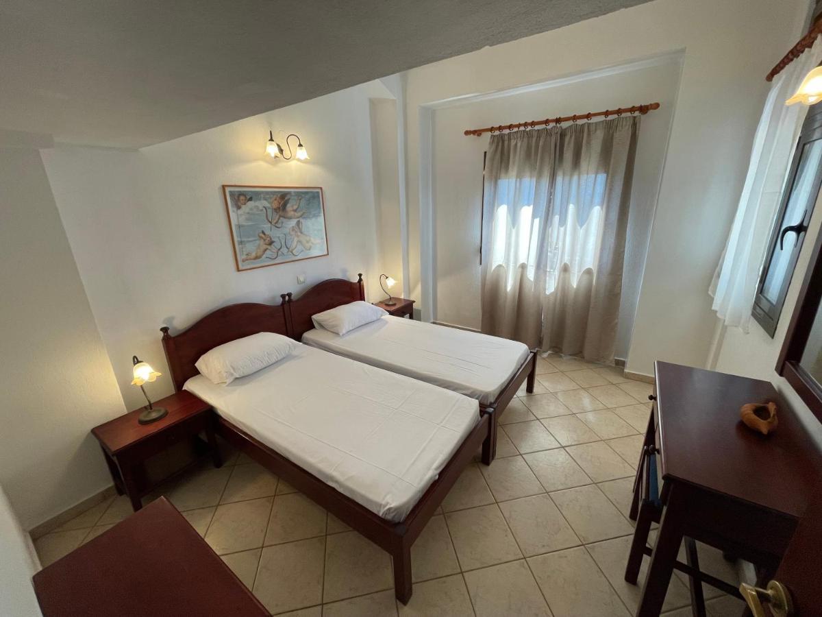 Galazia Akti Seaside Apartments Nikiti  Extérieur photo