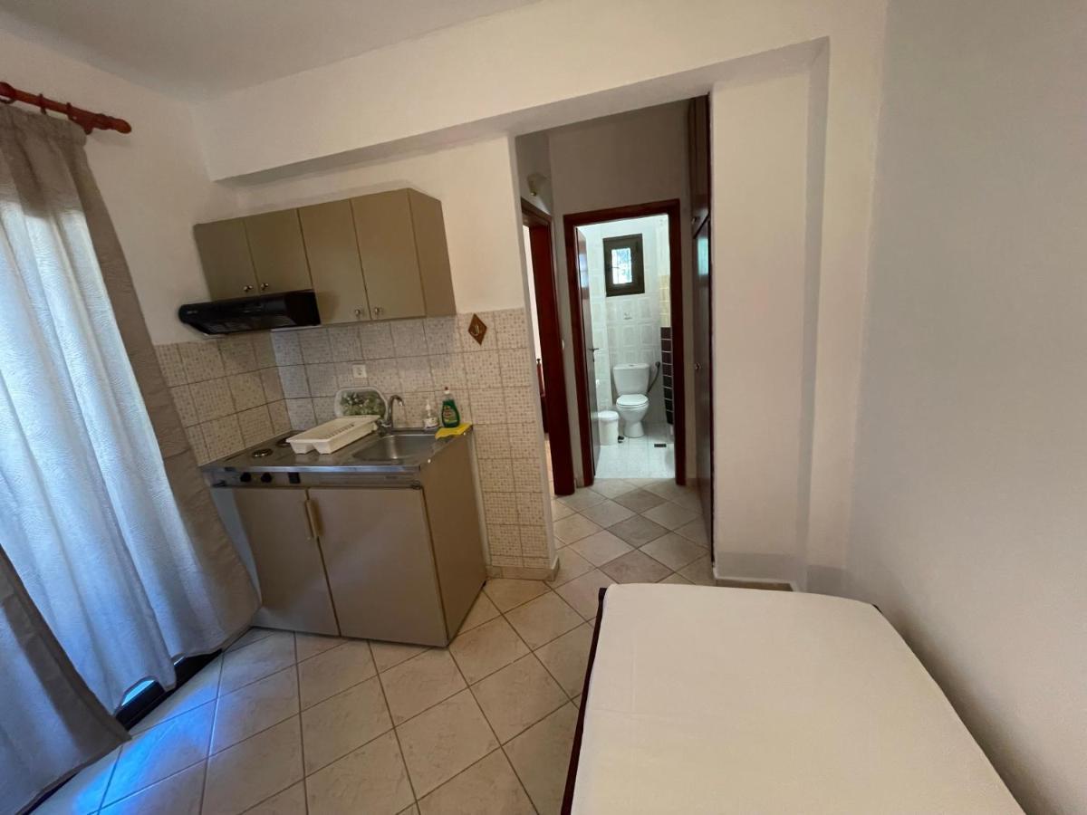 Galazia Akti Seaside Apartments Nikiti  Extérieur photo