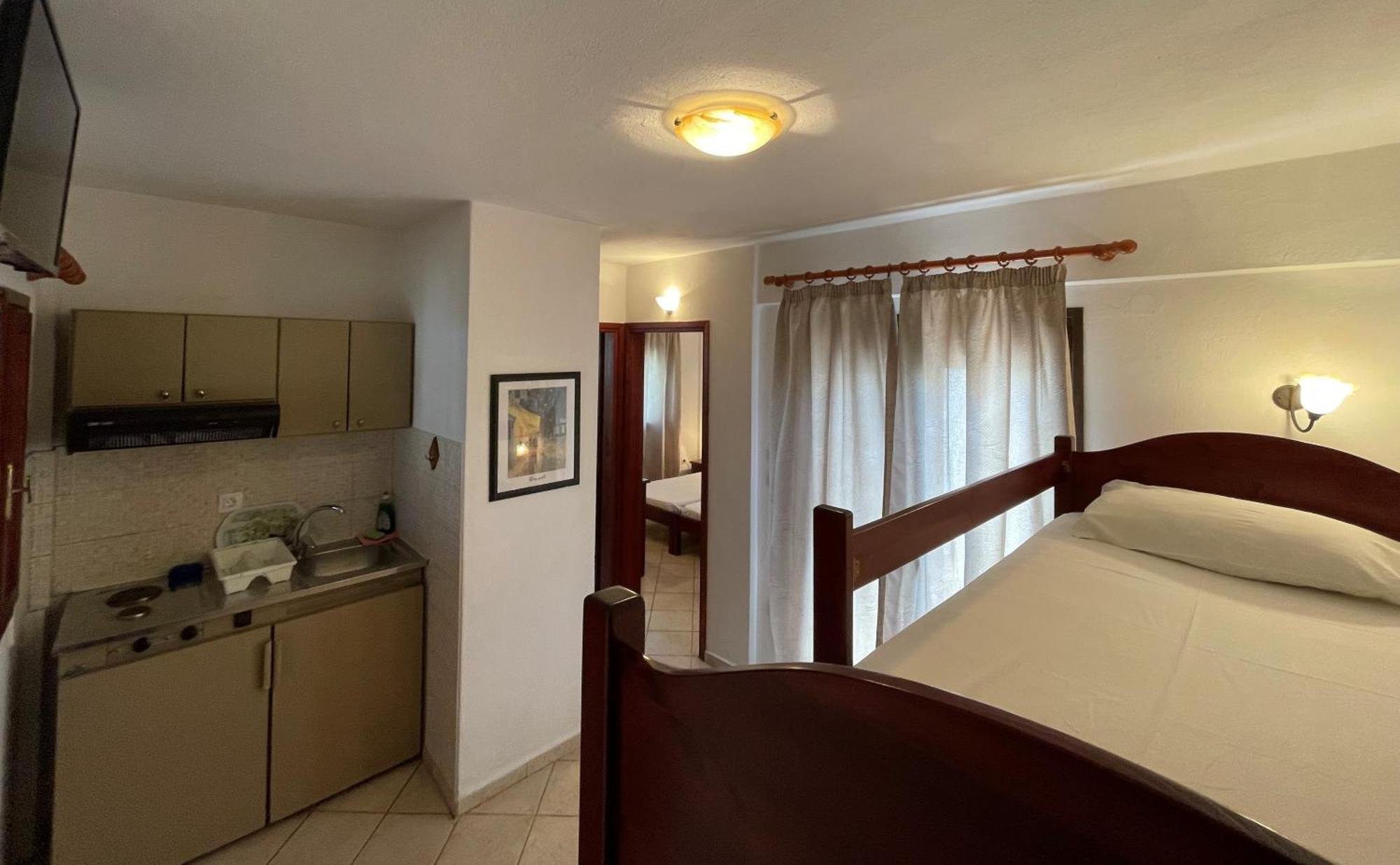 Galazia Akti Seaside Apartments Nikiti  Chambre photo